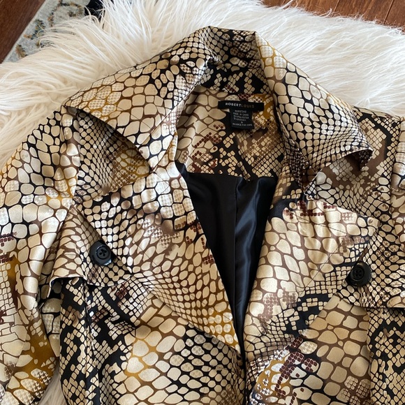 ROBERT LOUIS silky snake pattern jacket - Picture 12 of 16
